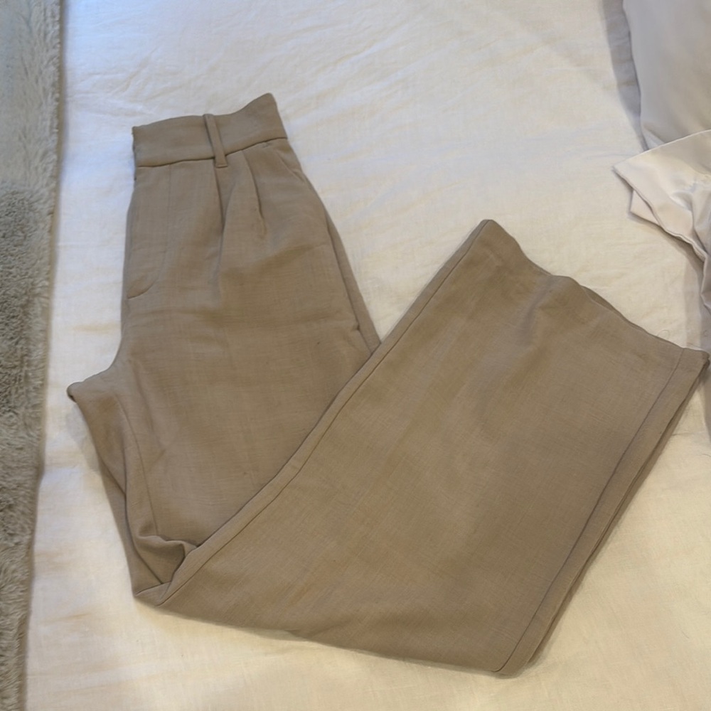 A&F Sloane Tailored Wide Leg Pant